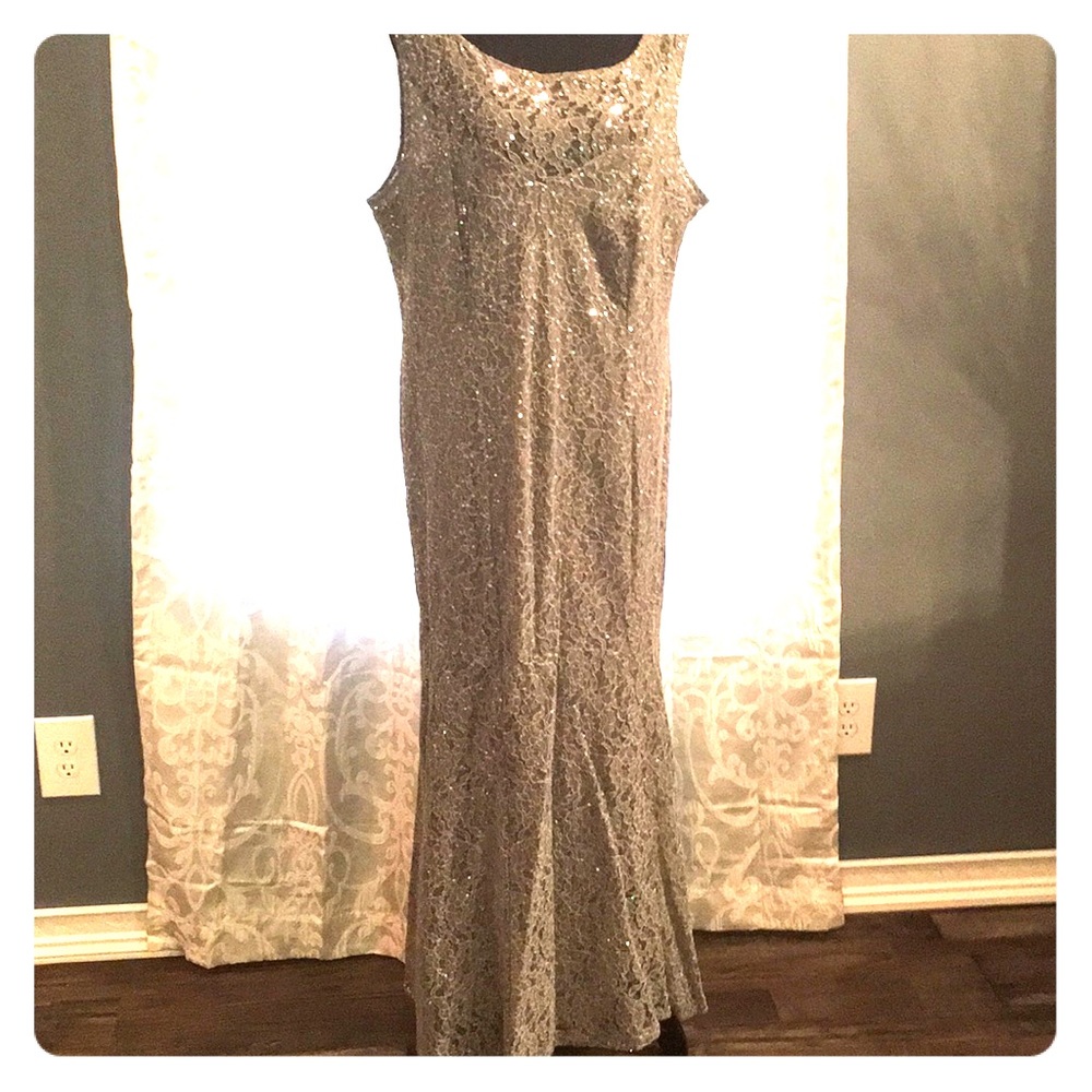 Size 16 Grey/Silver Sequence Prom Dress
